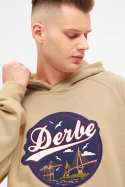 Derbe Hafenbrücke Herren Hoodie Caramel Ocker Hellbraun Kapuzenpullover -Kleider Verkauf 13872 4 1280x1280