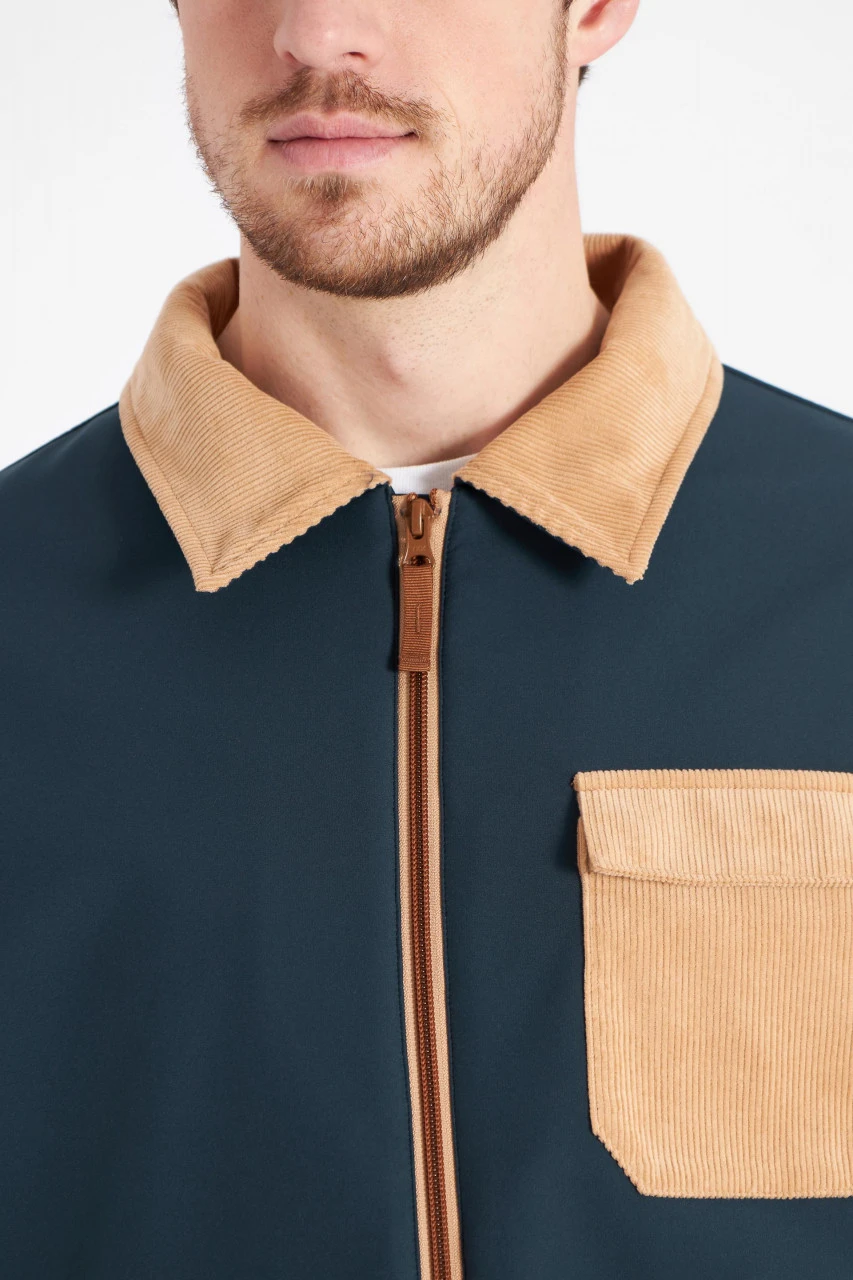 Derbe Kartby Herren Softshelljacke Navy Doe Dunkelblau Ocker 7 Derbe Kartby Herren Softshelljacke Navy Doe Dunkelblau Ocker - Image 5