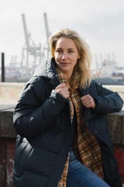 Derbe Puffholm Damen Wintermantel Navy Dunkelblau Steppmantel -Kleider Verkauf 14170 6hOh4MiLPKMz2O 1280x1280