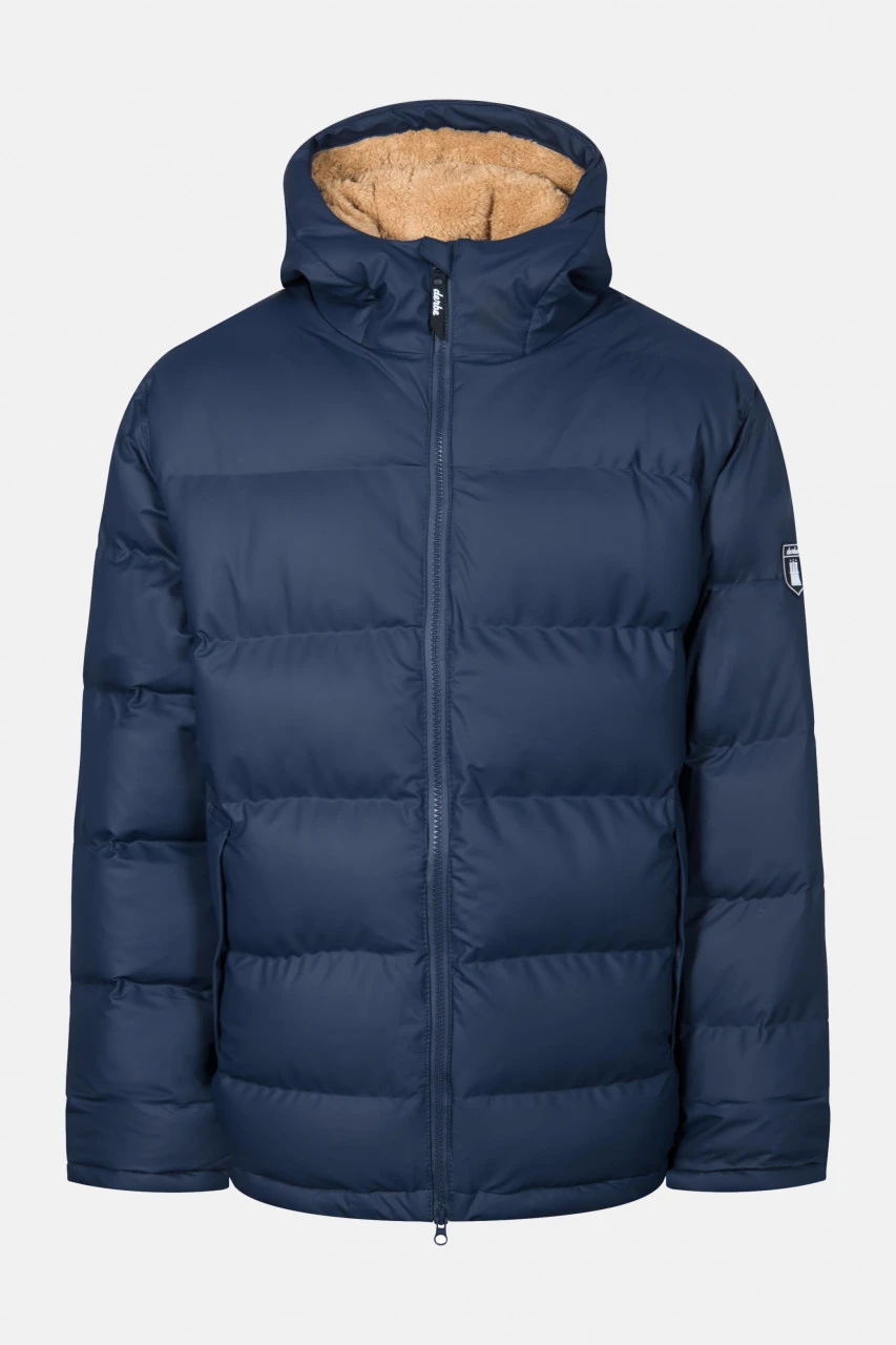 Derbe Interholm Cozy Herren Winterjacke Blau Dress Blue Caramel Puffer Jacket Teddy 3 Derbe Interholm Cozy Herren Winterjacke Blau Dress Blue Caramel Puffer Jacket Teddy