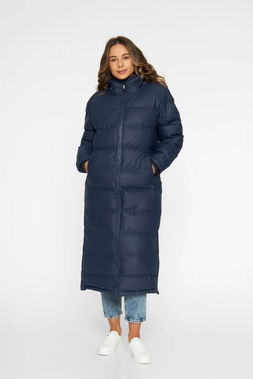 Derbe Interholm Long Cozy Damen Wintermantel Blau Dress Blue Caramel Puffer Jacket Teddy 5 Derbe Interholm Long Cozy Damen Wintermantel Blau Dress Blue Caramel Puffer Jacket Teddy - Image 3