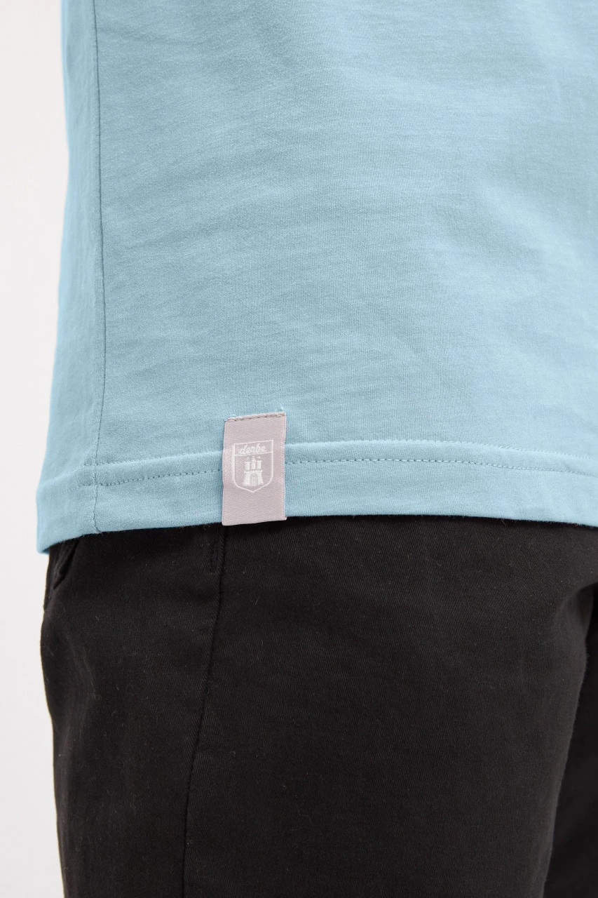 Derbe Matrosenmöwe Herren T-Shirt Blau Forget Me Not Nachhaltig 6 Derbe Matrosenmöwe Herren T-Shirt Blau Forget Me Not Nachhaltig - Image 4