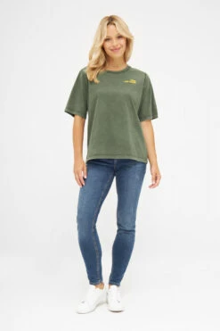 Derbe Robsmile Damen T-Shirt Grün Kombu Green Backprint Nachhaltig -Kleider Verkauf 14285 3 1280x1280