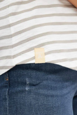 Derbe Robsmile Damen T-Shirt Hellgrau Robbe 11 Derbe Robsmile Damen T-Shirt Hellgrau Robbe -Kleider Verkauf 14353 3 1280x1280