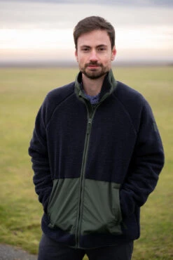 Derbe Kuschelby Navy Herren Fleecejacke Blau Grün 13 Derbe Kuschelby Navy Herren Fleecejacke Blau Grün -Kleider Verkauf 14361 5 1280x1280