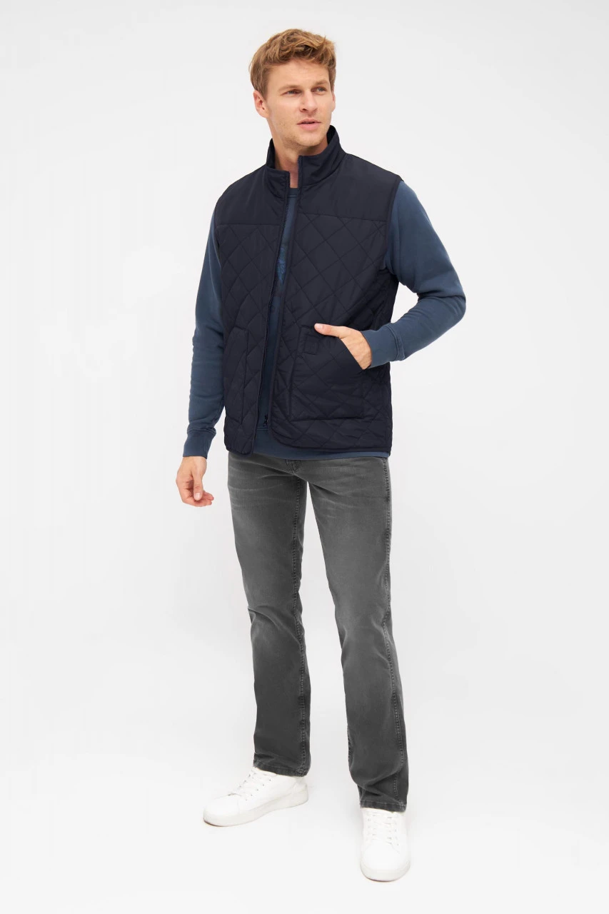 Derbe Quiltby Navy Herren Steppweste Blau Übergangsjacke 5 Derbe Quiltby Navy Herren Steppweste Blau Übergangsjacke - Image 3