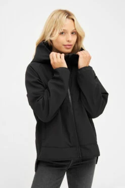 Derbe Peutby Black Damen Softshelljacke Schwarz Nachhaltig -Kleider Verkauf 14370 3 1280x1280