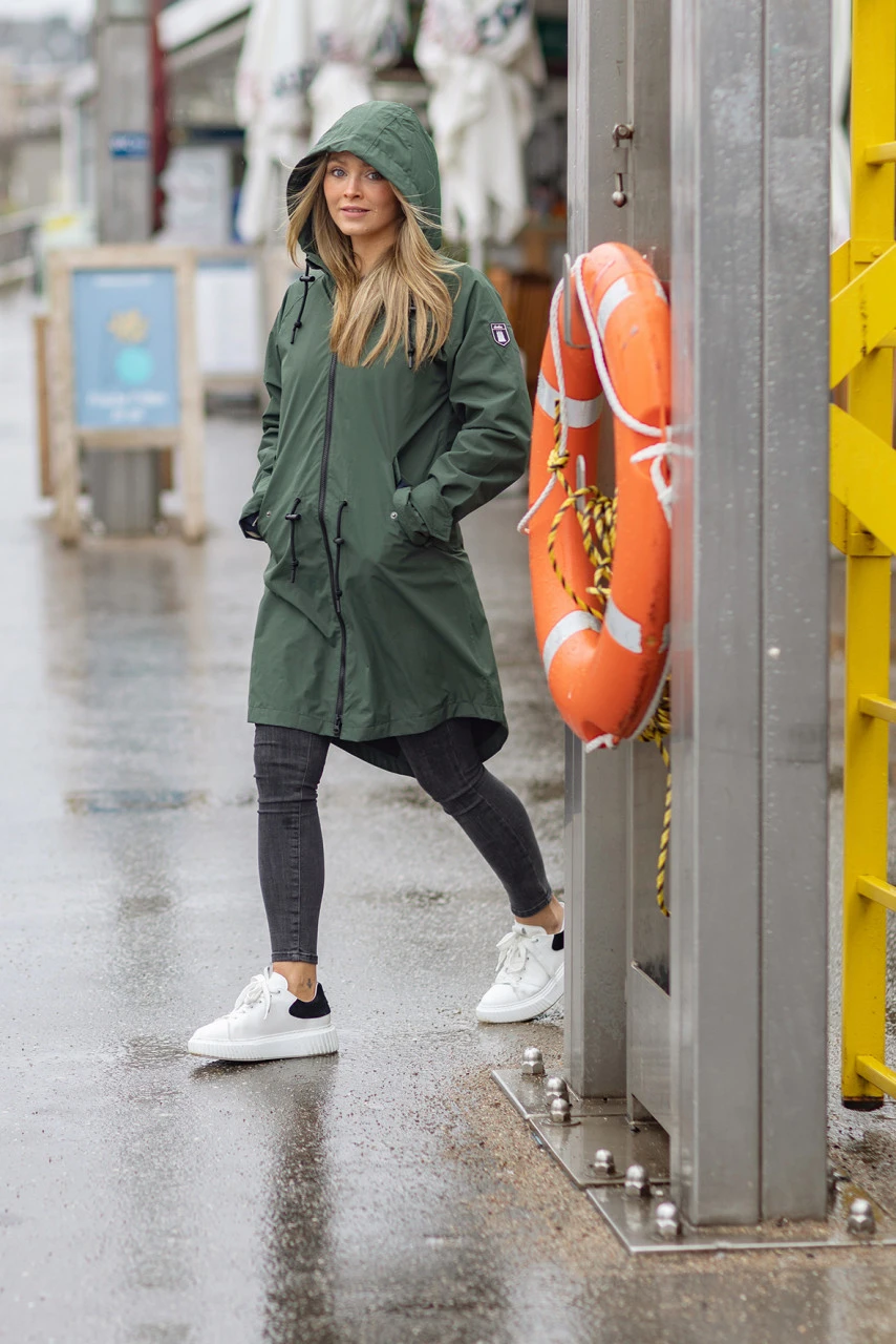 Derbe Ripby Kombu Green Damen Regenparka Grün Nachhaltig 9 Derbe Ripby Kombu Green Damen Regenparka Grün Nachhaltig - Image 7