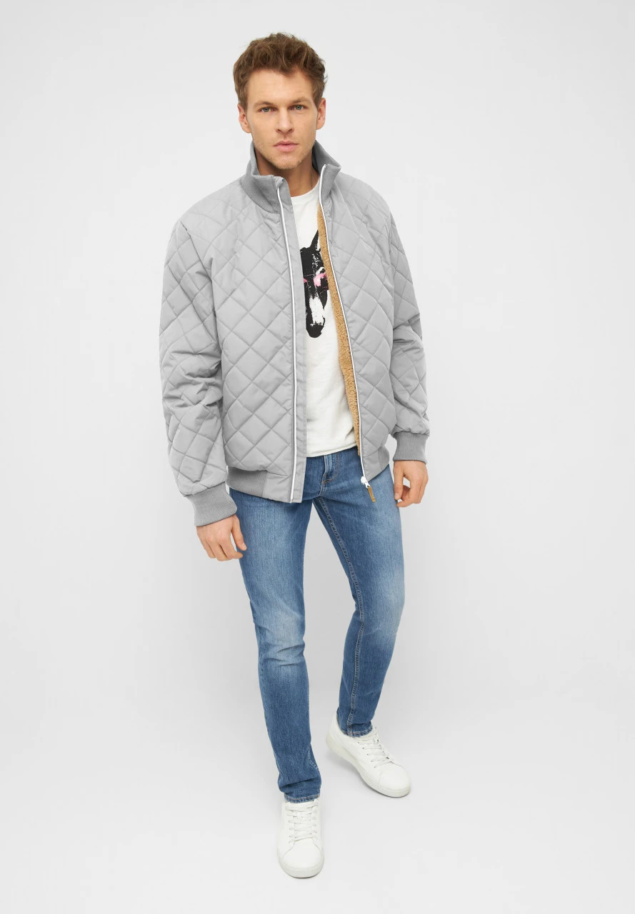 Derbe Quiltby Cozy Herren Steppjacke Grau 5 Derbe Quiltby Cozy Herren Steppjacke Grau - Image 3