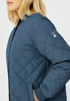 Derbe Quiltby Cozy Damen Steppjacke Blau 11 Derbe Quiltby Cozy Damen Steppjacke Blau -Kleider Verkauf W 01 XX Quiltby 20Long Cozy 20orion 20blue navy 200160 9010 040 1280x1280