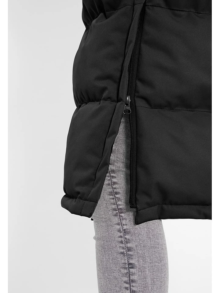 Derbe Steppmantel In Schwarz 6 Derbe Steppmantel In Schwarz - Image 4